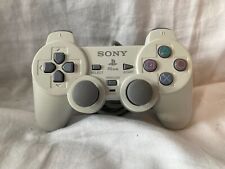 White Dual Shock Controller box art for Playstation